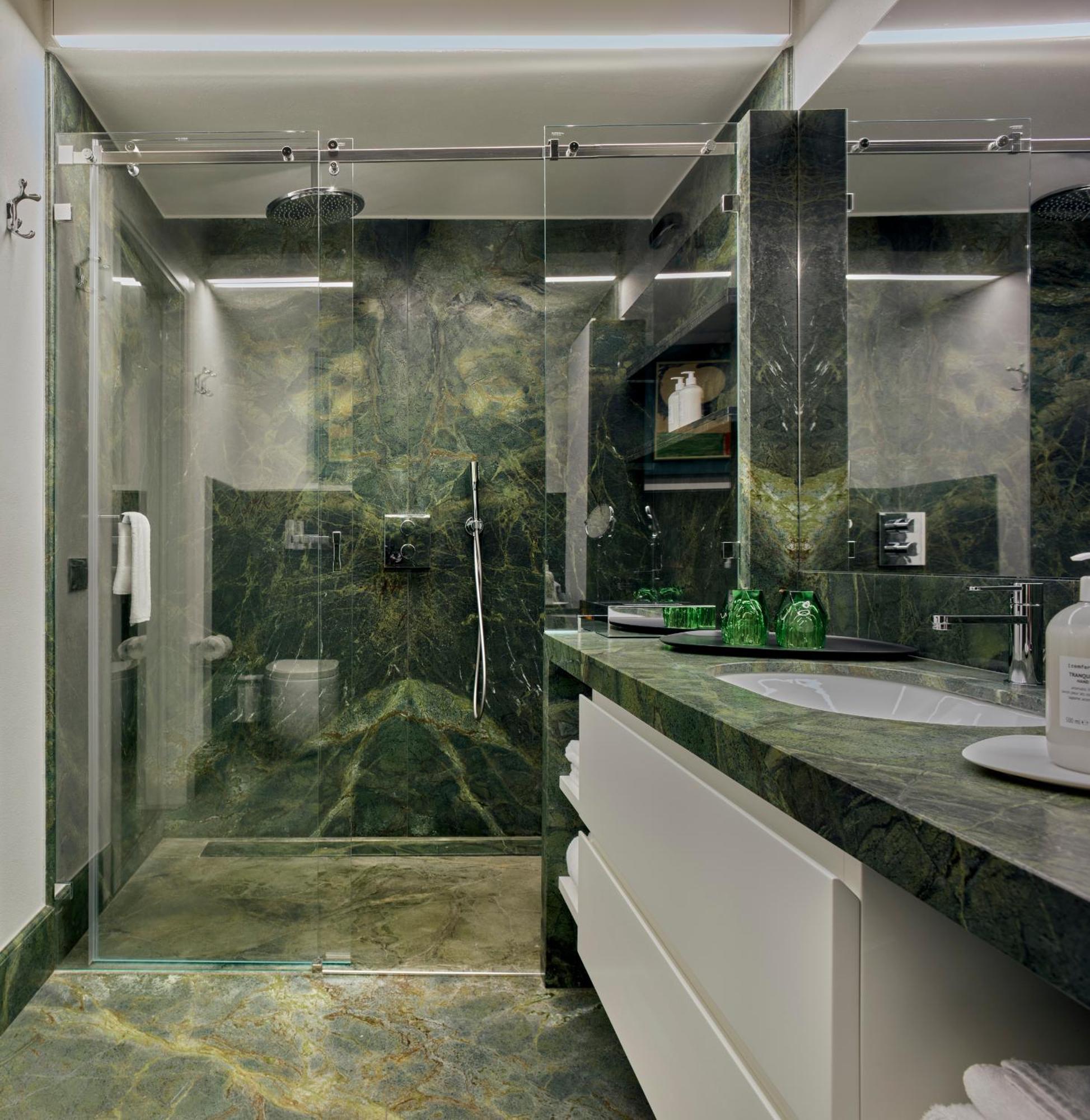 Palazzo Delle Pietre - Luxury Apartments โรม ภายนอก รูปภาพ
