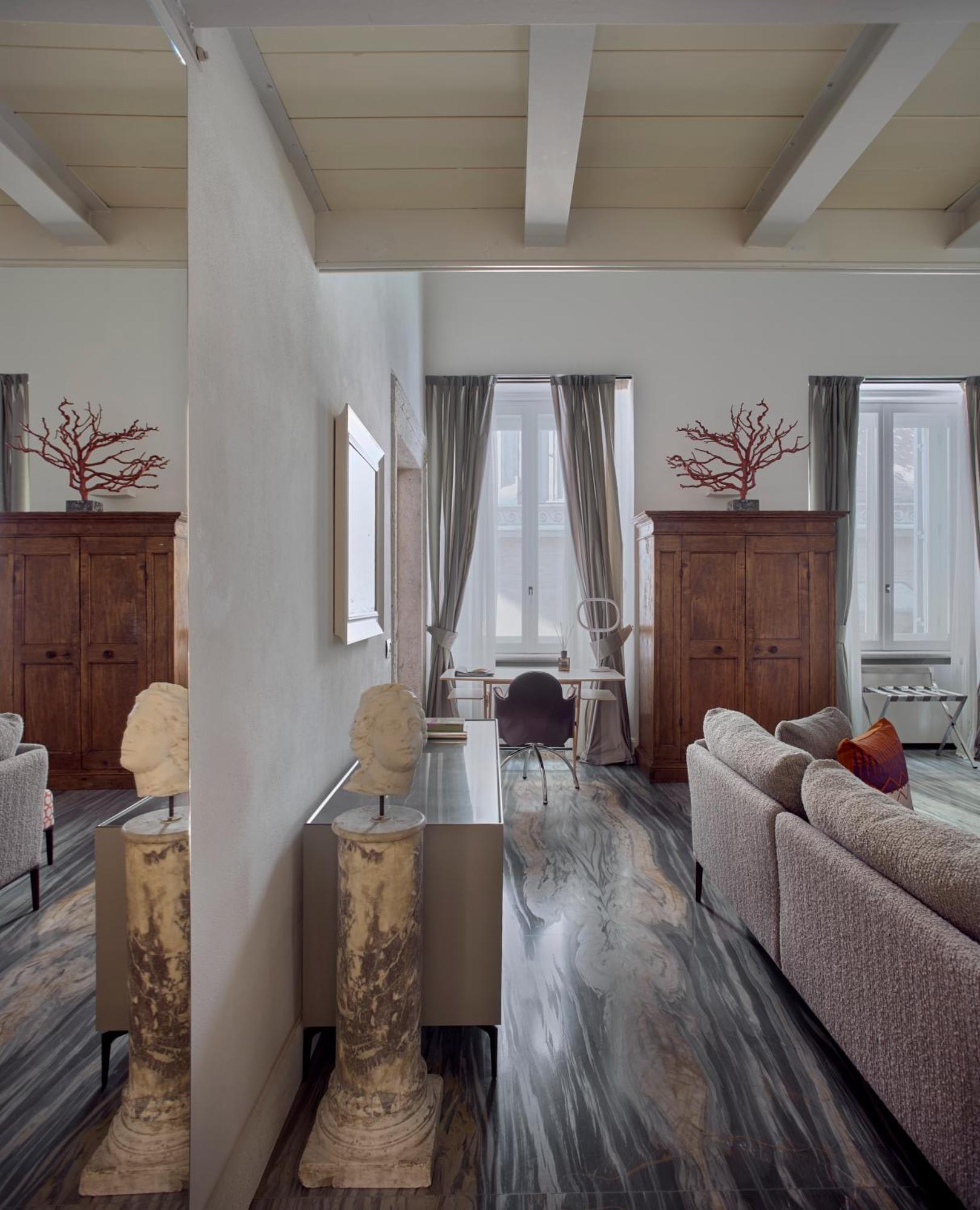 Palazzo Delle Pietre - Luxury Apartments โรม ภายนอก รูปภาพ